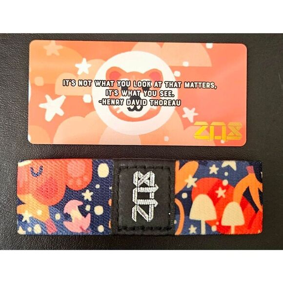 ZOX "EYE OF THE BEHOLDER" #454 red panda collectible medium wristband NO PATCH - Picture 4 of 4